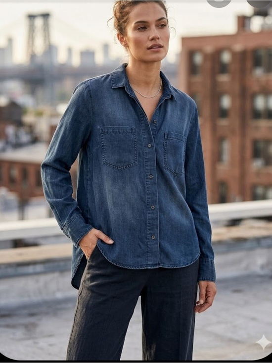 Anthropologie Tops - Cloth &Stone Anthropologie Washed Indigo Denim Shirt — Blue